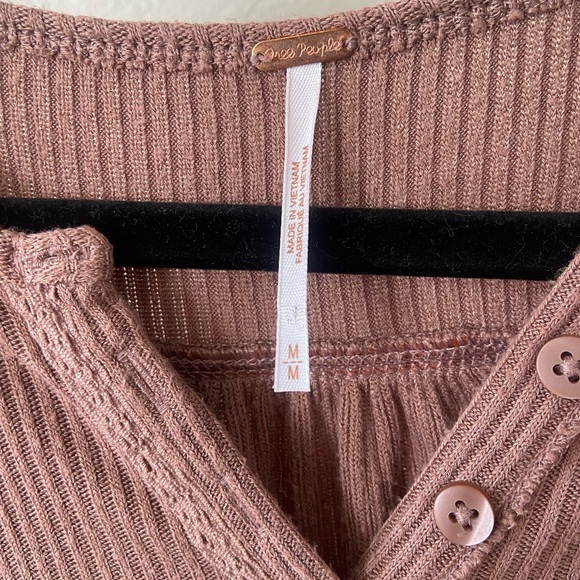 Free People beige long sleeve flowy top - Picture 2 of 3